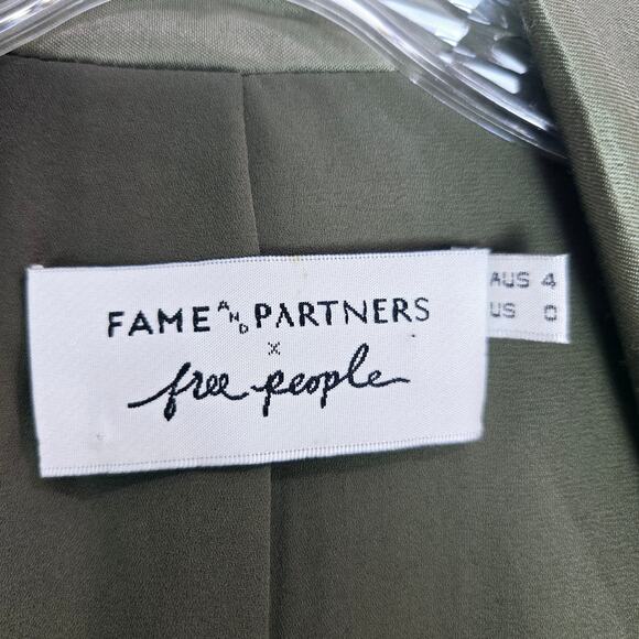 Free People Fame and Partners Green Satin Oversize Kimono Jacket Size 0  #387 - Picture 3 of 9